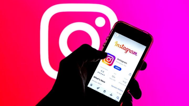 متى يخطرك Instagram بأن المحتوى الخاص بك قد تم التقاطه؟